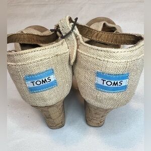 Toms linen wedge